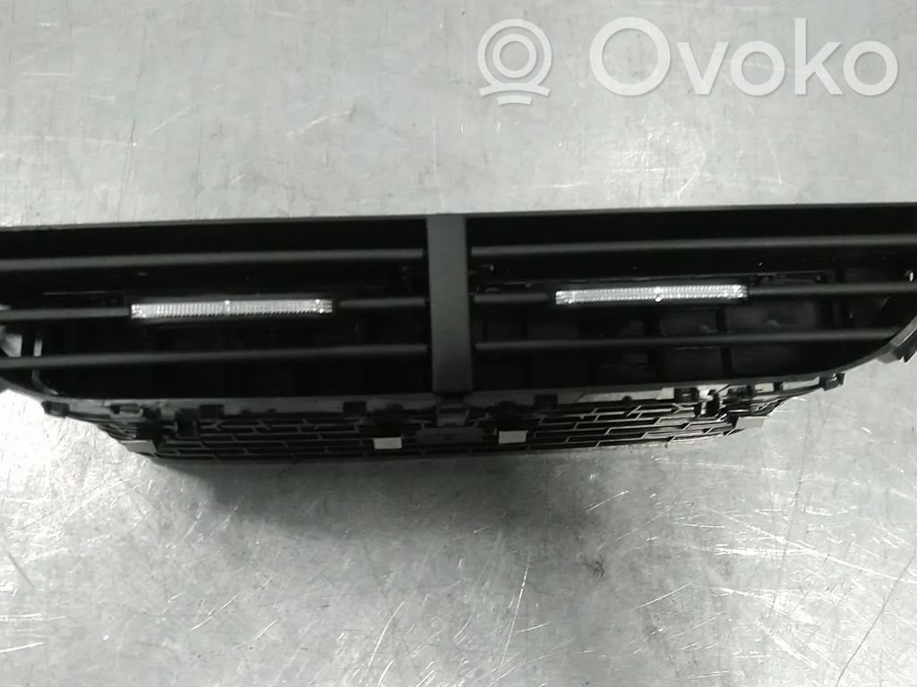 Skoda Octavia Mk4 Grilă ventilație/ramă laterală bord 