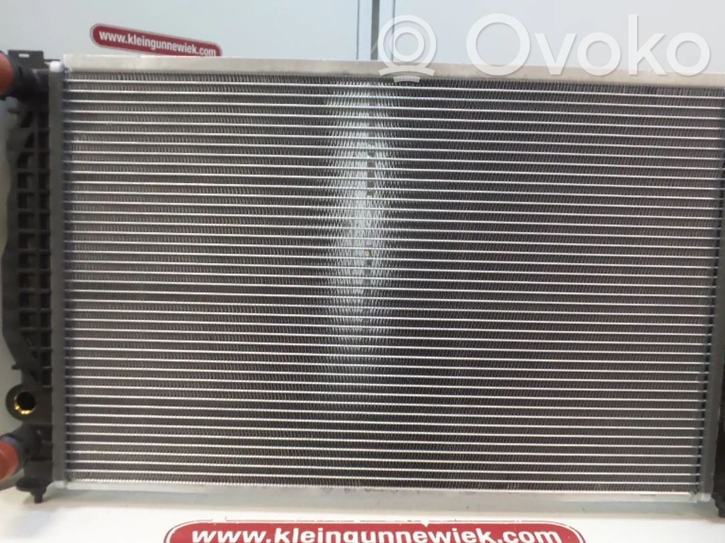 Audi A4 S4 B5 8D Radiator lichid răcire 