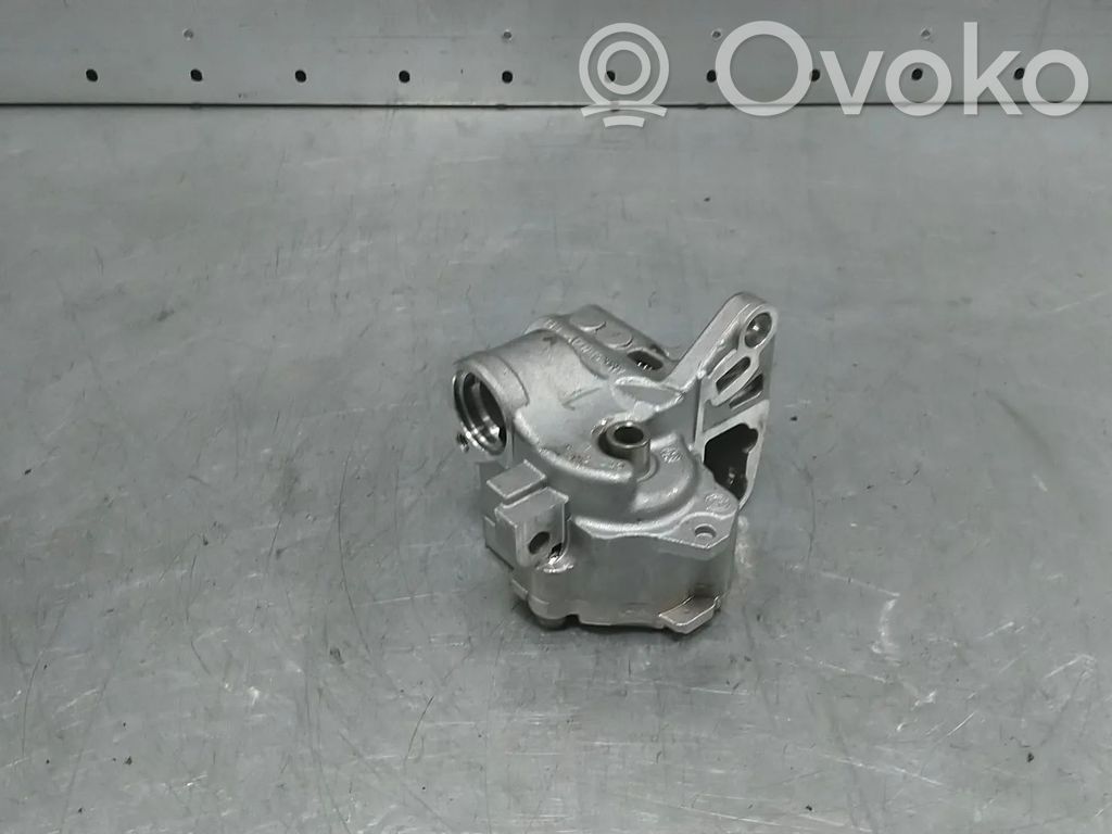 Volkswagen Transporter - Caravelle T6 Oil pump 