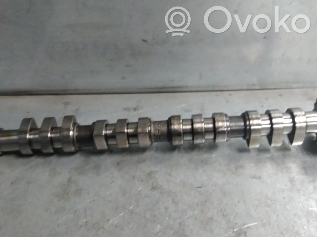 Volkswagen Golf IV Camshaft 