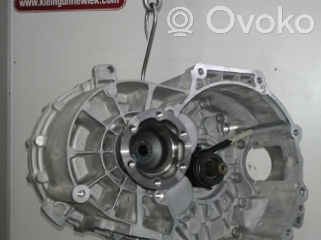 Volkswagen Tiguan Cutie viteze manuală cu 5 trepte 