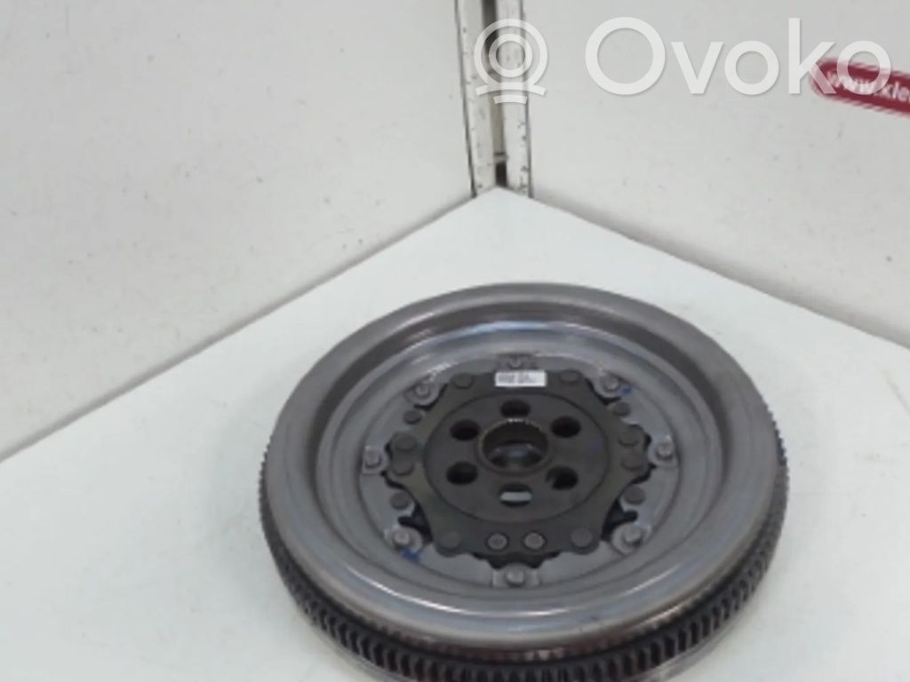Volkswagen Golf VII Volanta ambreiaj 
