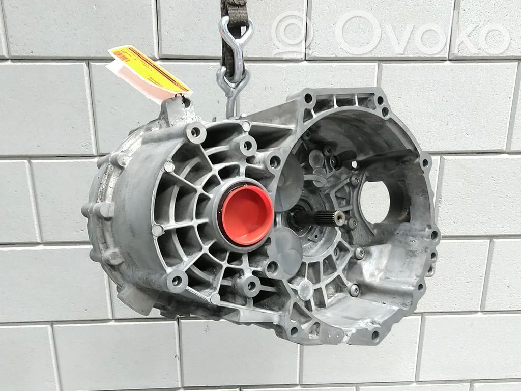 Volkswagen Tiguan Cutie viteze manuală cu 5 trepte 
