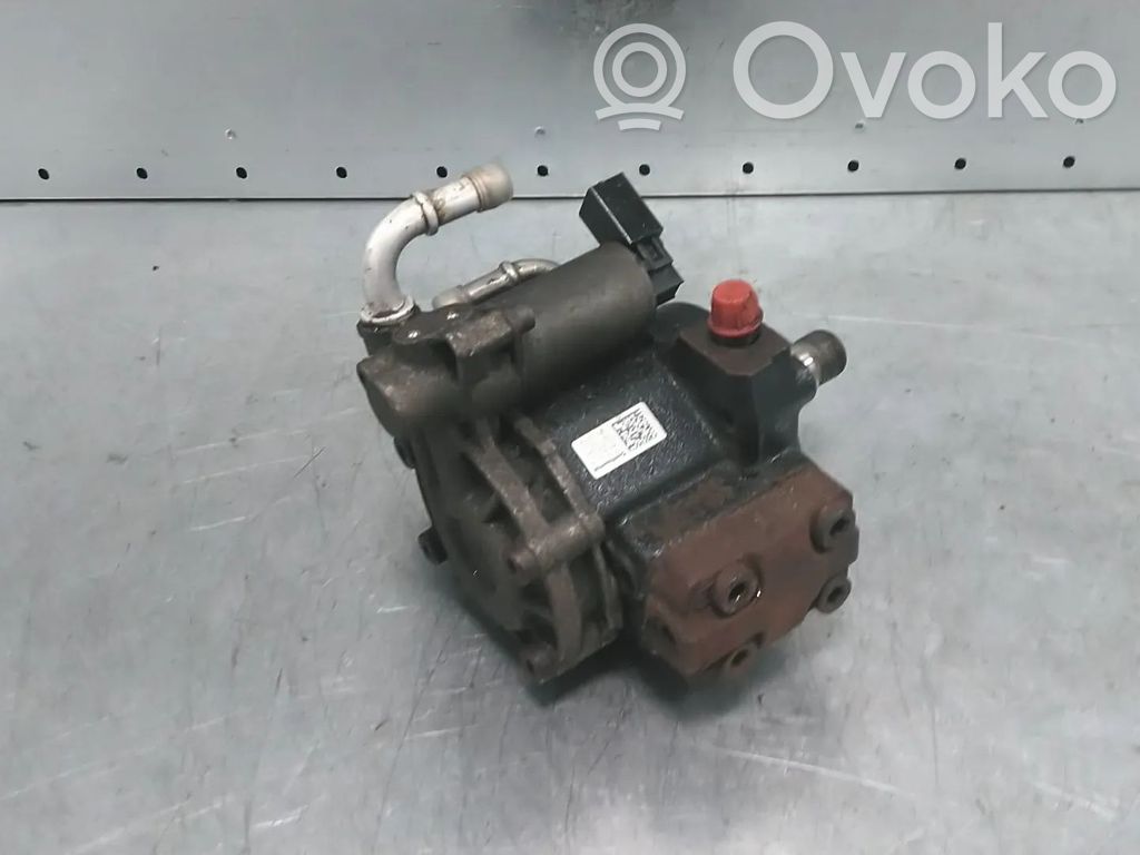 Volkswagen Golf VI Bomba de alta presión de inyección de combustible 