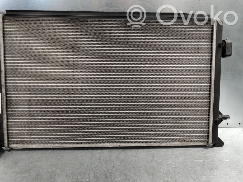 Volkswagen Golf V Chłodnica 