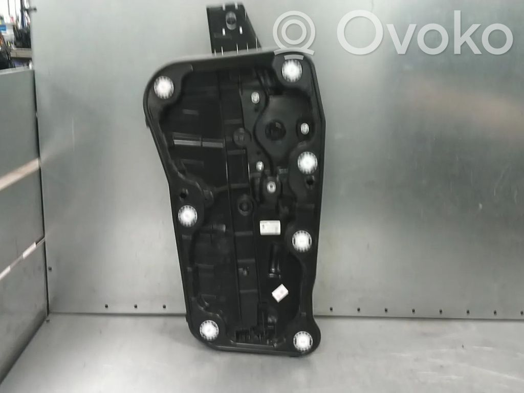 Skoda Octavia Mk4 Meccanismo di sollevamento del finestrino posteriore senza motorino 