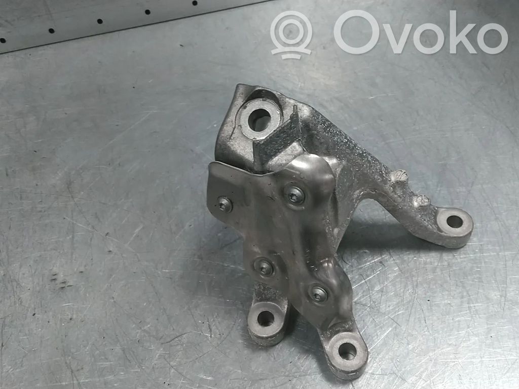 BMW 3 G20 G21 Engine mount bracket 