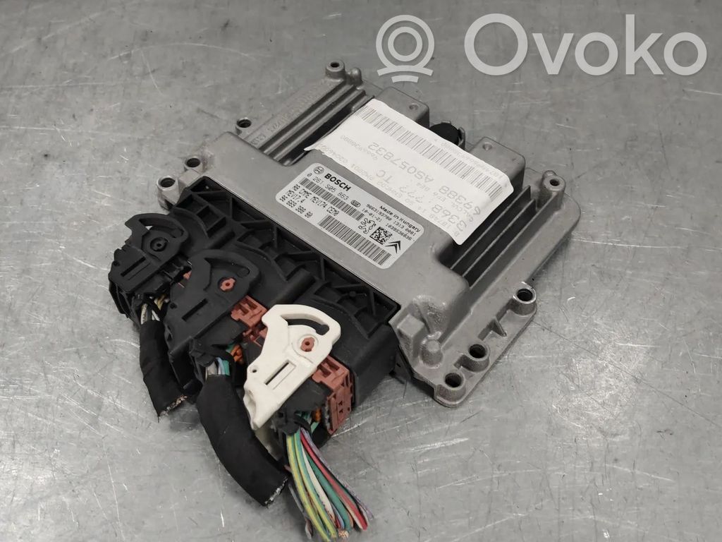 Peugeot 5008 Engine control unit/module 