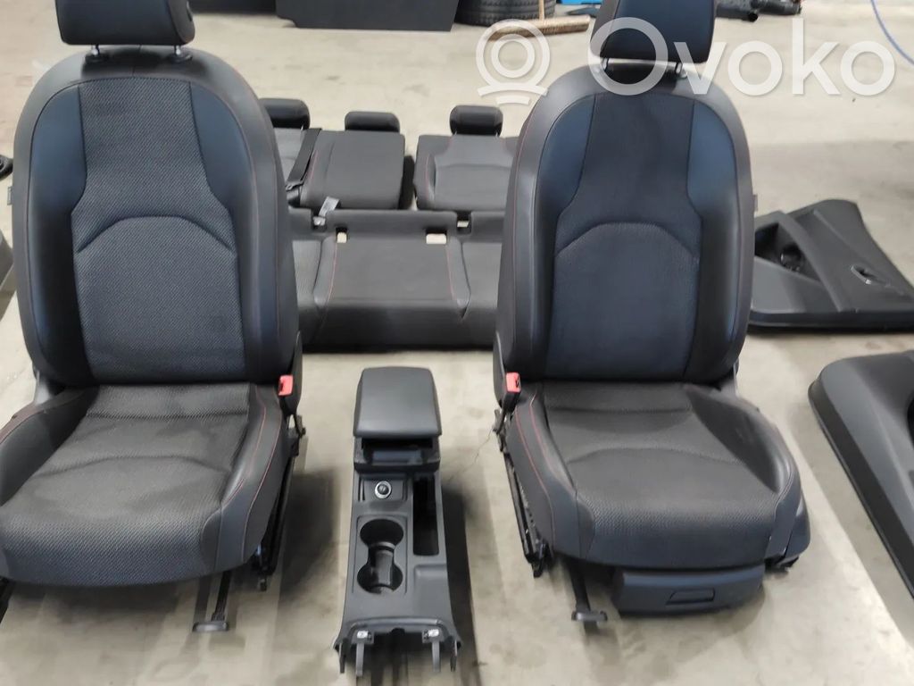 Interior set