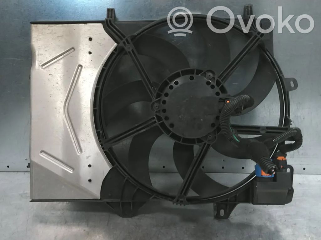 Opel Crossland X Radiator cooling fan shroud 