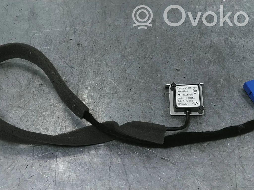 Renault Megane IV Radion antenni 