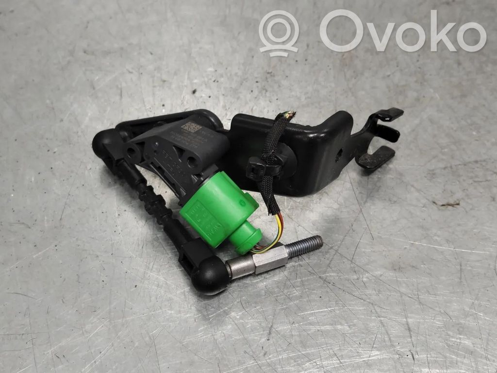 Audi e-tron Headlight/headlamp level sensor 
