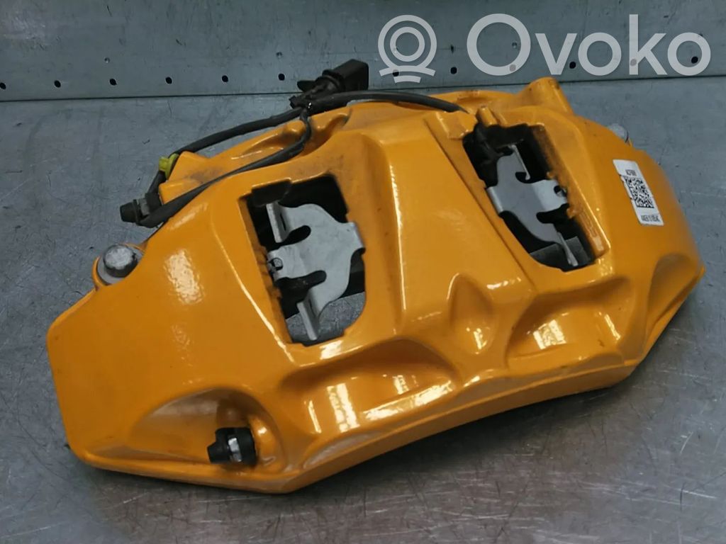 Audi e-tron Etujarrusatula 