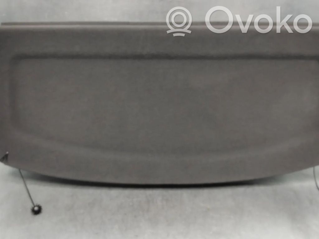 Volkswagen Golf VI Hattuhylly 