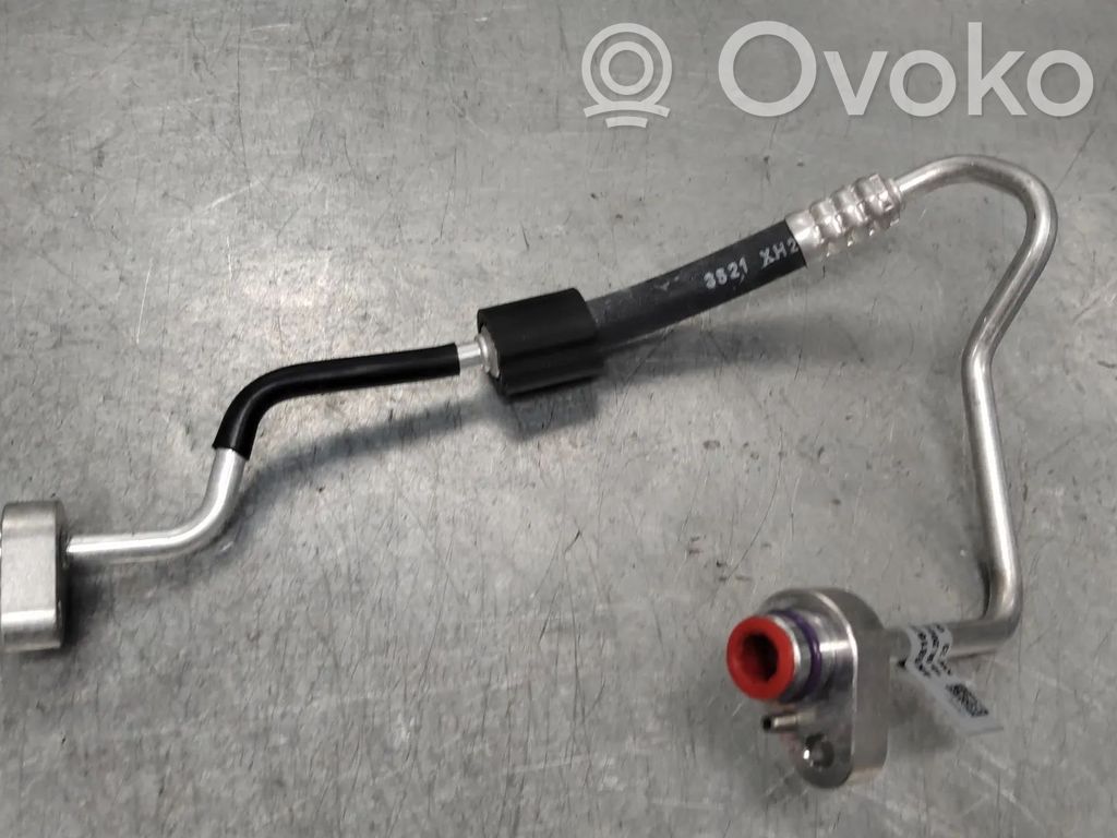 Audi e-tron Ilmastointilaitteen putki (A/C) 
