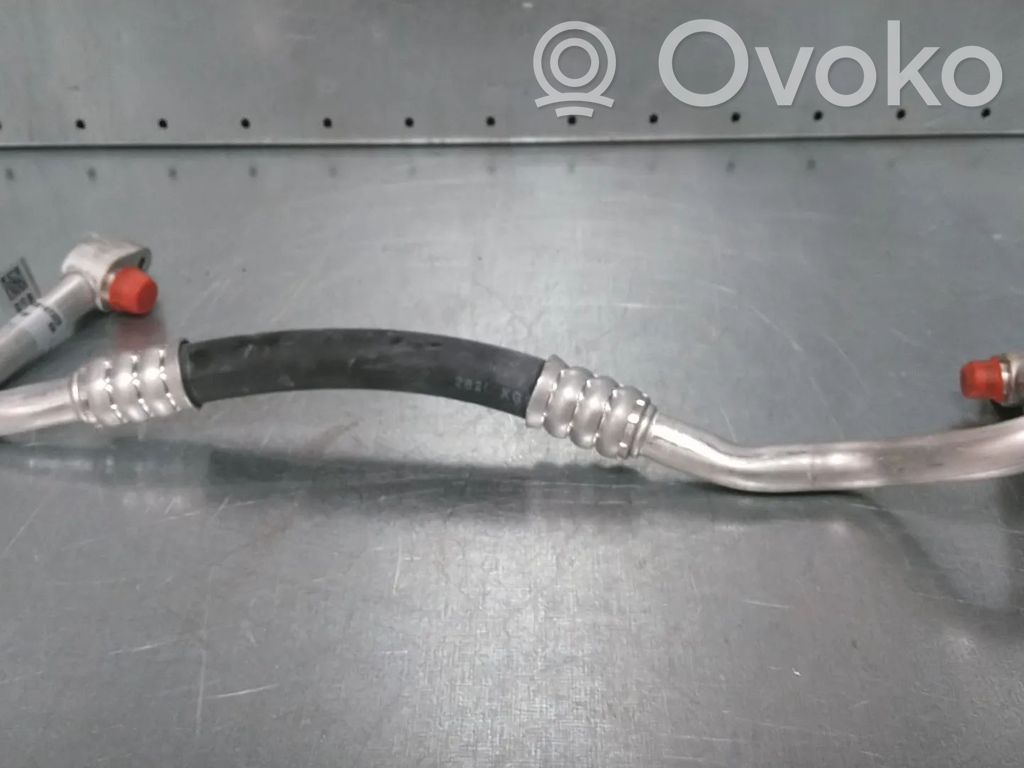 Audi e-tron Ilmastointilaitteen putki (A/C) 