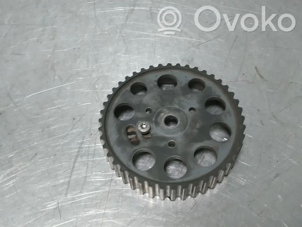 Volkswagen PASSAT B8 Camshaft pulley/ VANOS 
