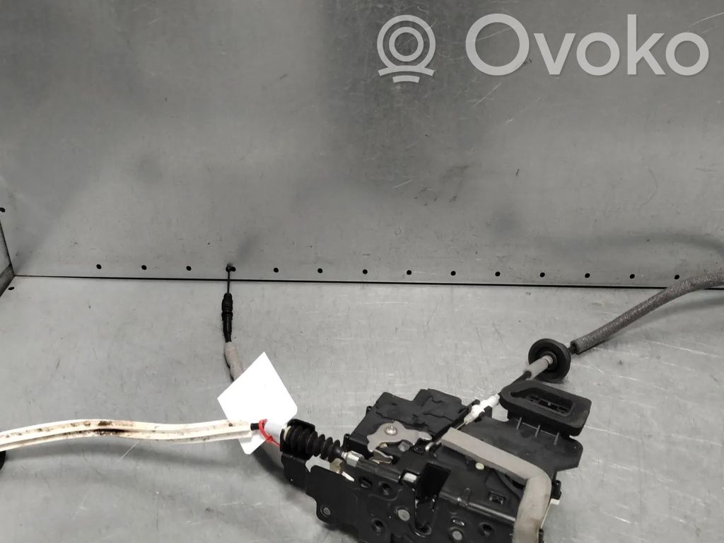 Audi e-tron Front door lock 