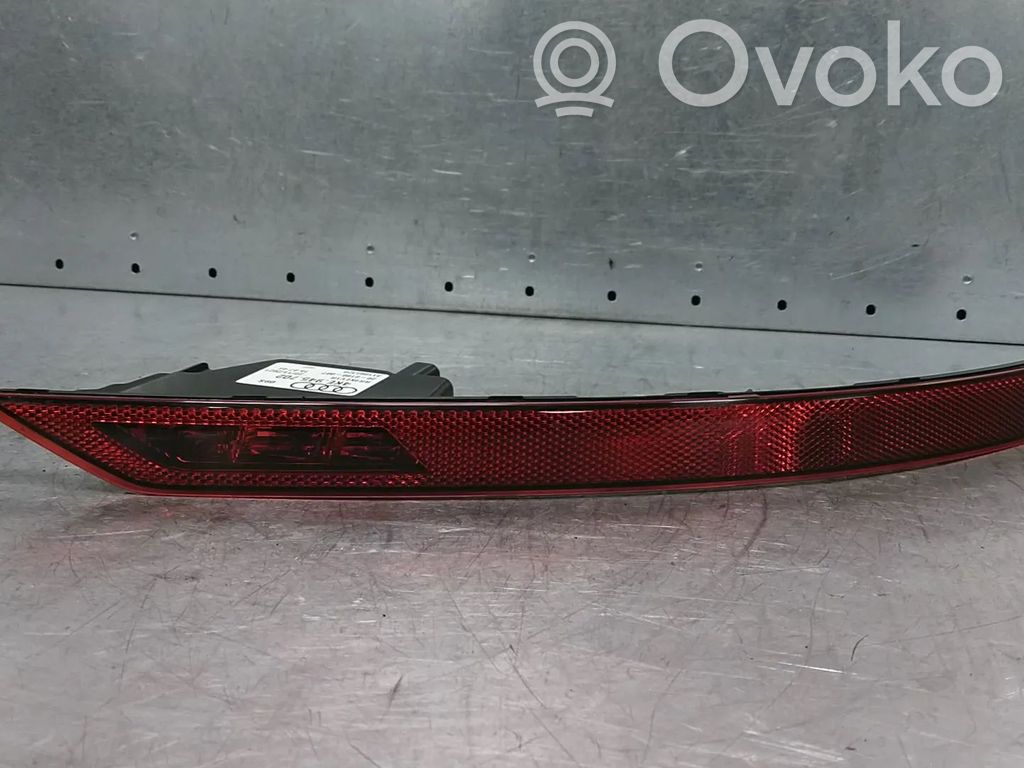 Audi e-tron Rear tail light reflector 