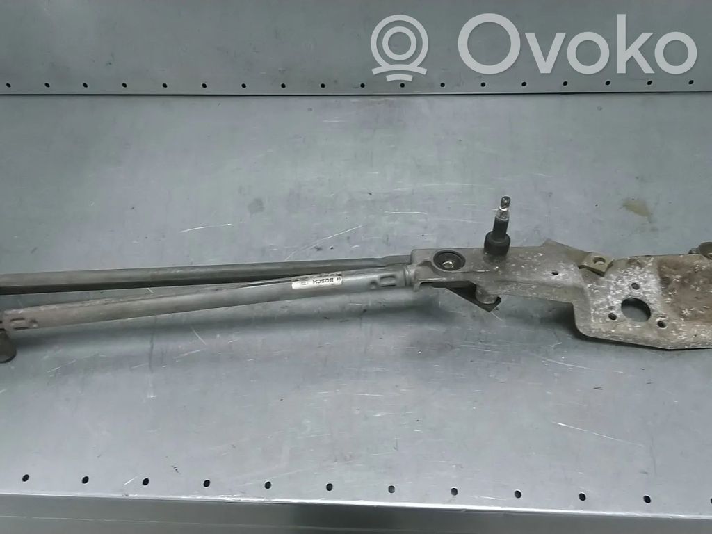 Ford Focus Front wiper linkage 