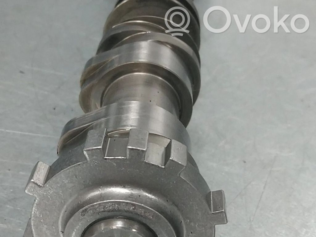 Volkswagen Golf VIII Camshaft 