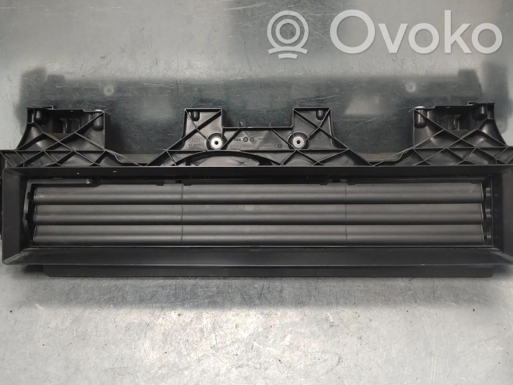 Muu ulkopuolen osa   4KE807771A,4KE807771,4KE890067,4KE890067B