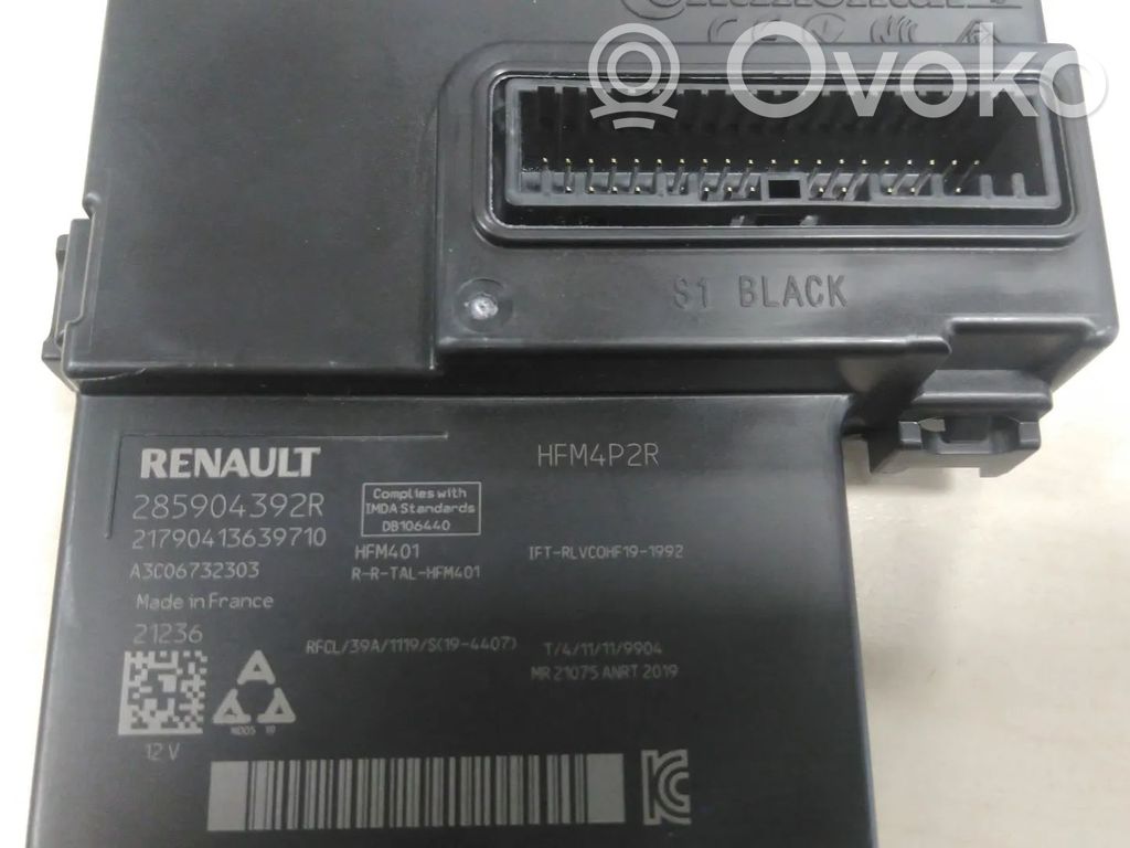 Renault Captur II Door control unit/module 