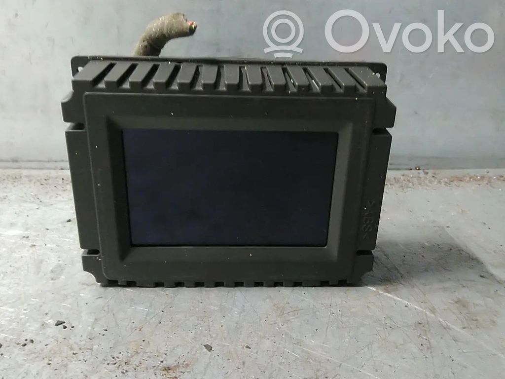 Monitor / wyświetlacz / ekran   93174713,13154972,6236472,6236479,6236490,6236494,93176792,93180627,93182818