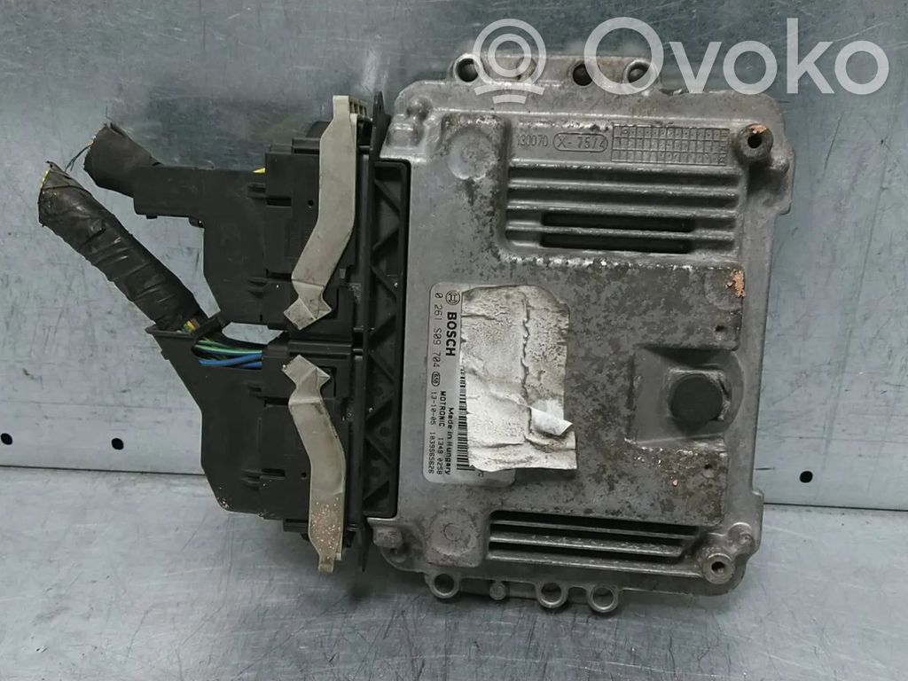 Ford B-MAX Engine control unit/module 