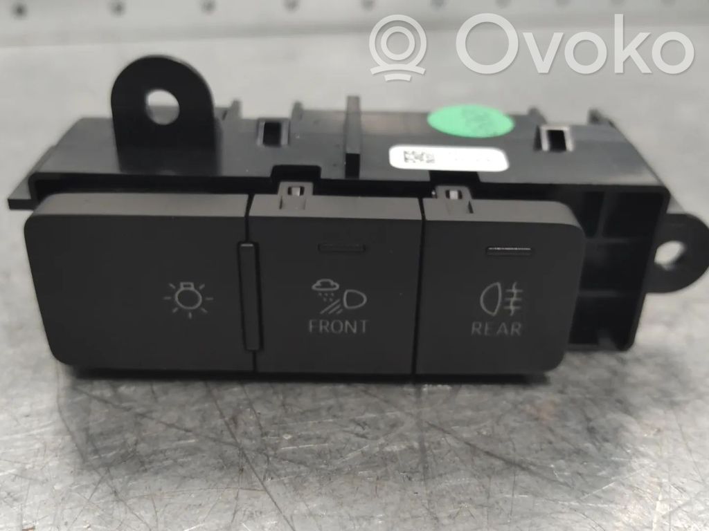 Audi Q3 F3 Other interior part 