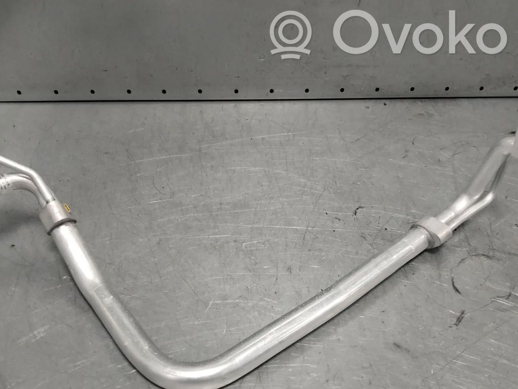 Audi Q3 F3 Wąż / Przewód klimatyzacji A/C 