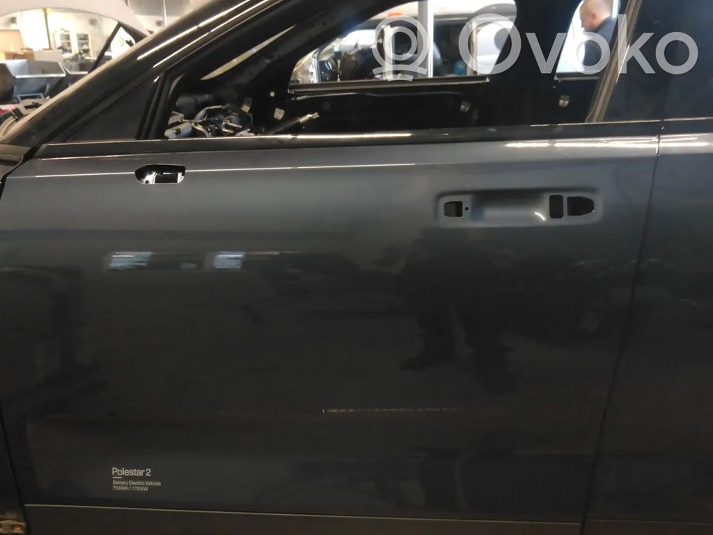 Polestar 2 Дверь 