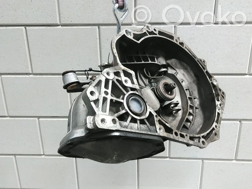 Opel Corsa D Manualna 5-biegowa skrzynia biegów 