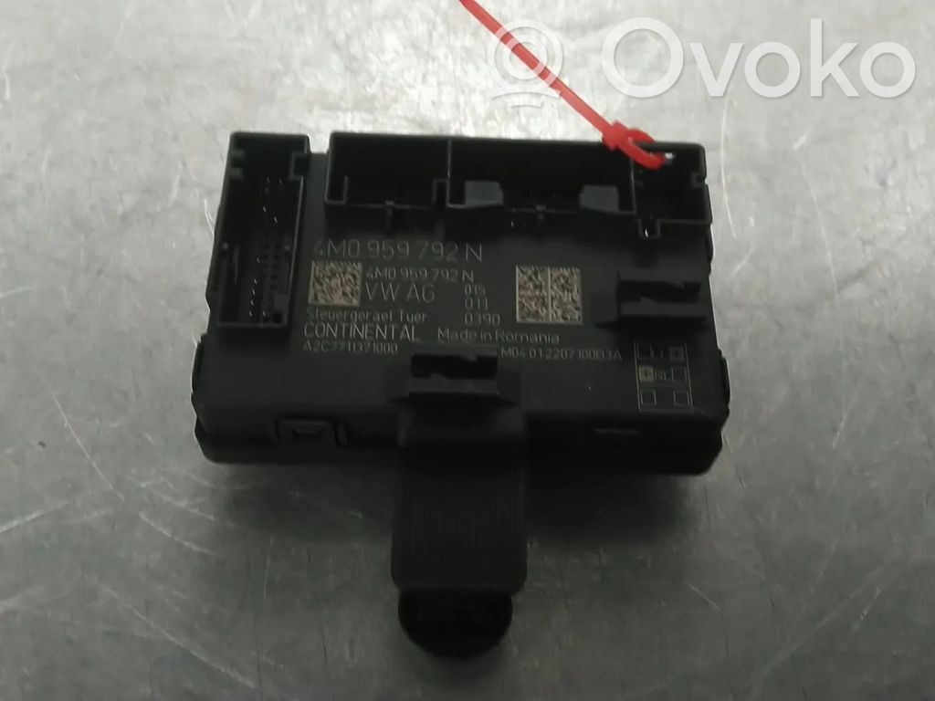 Door control unit/module   4M0959792N