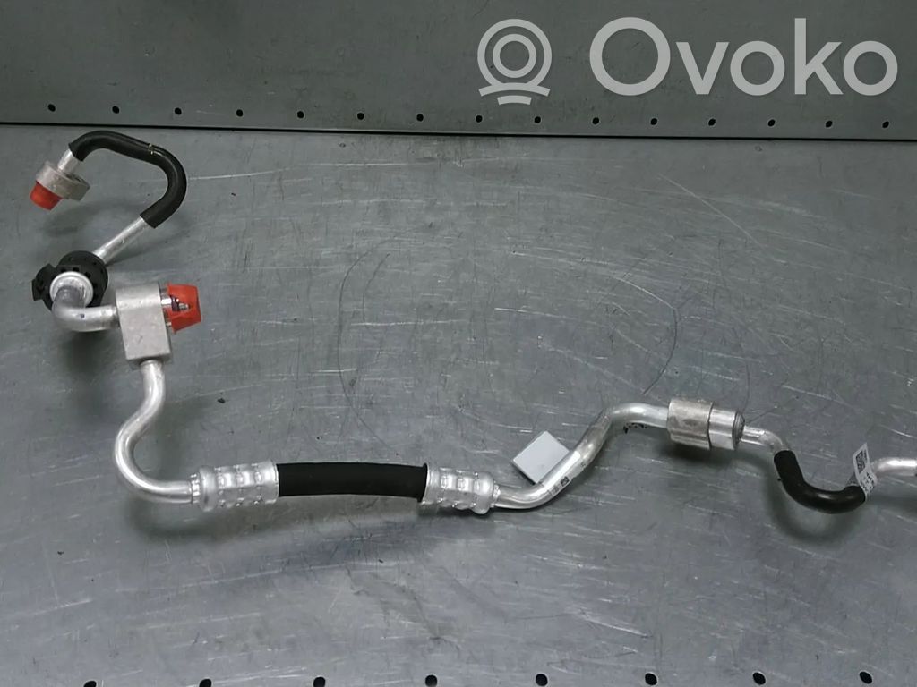 Audi e-tron Ilmastointilaitteen putki (A/C) 
