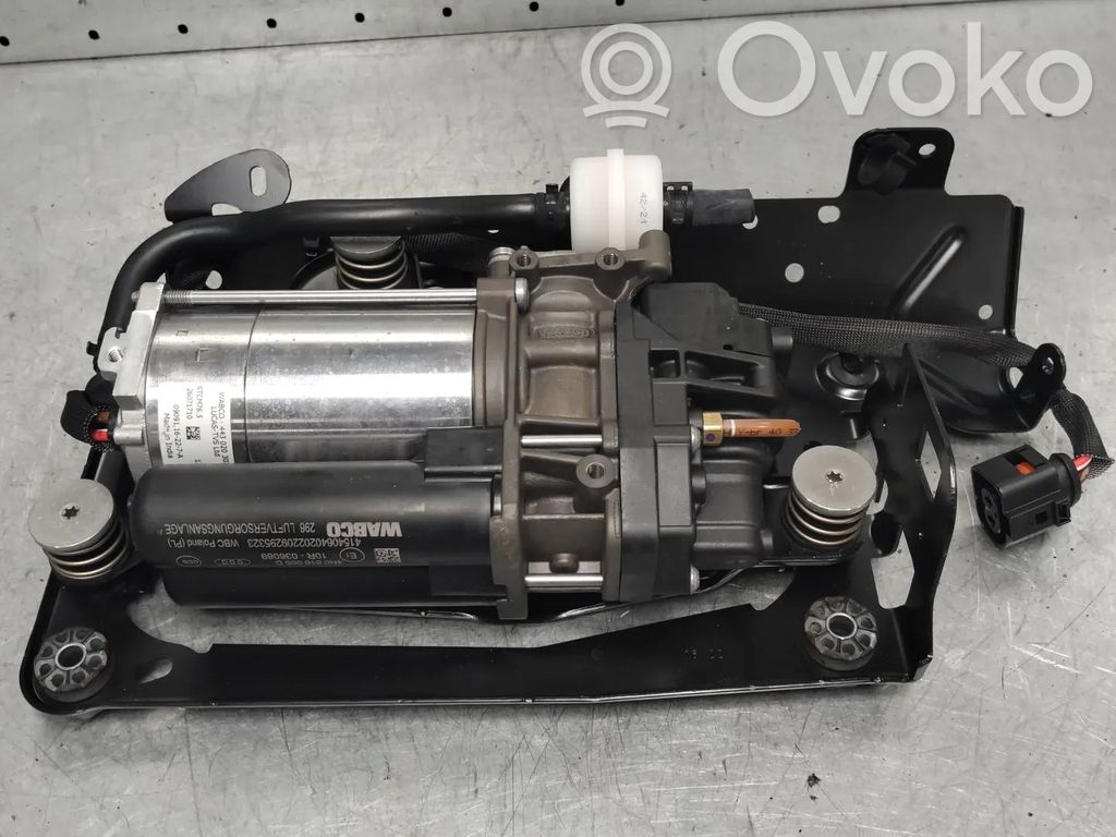 Audi A8 S8 D5 Compresseur à suspension pneumatique 