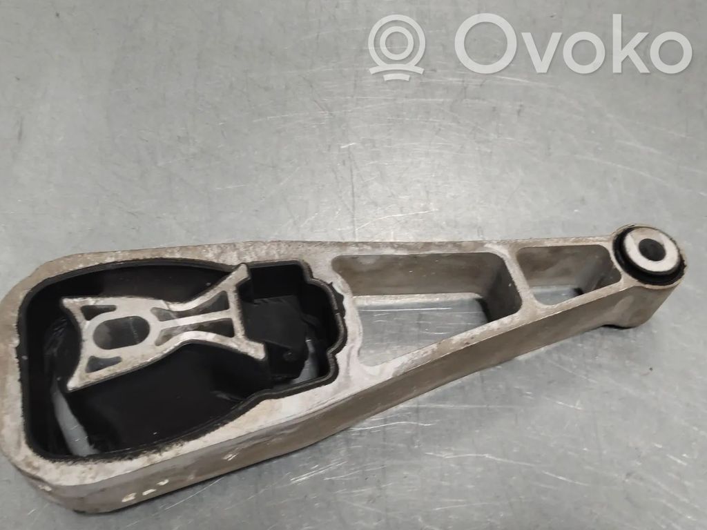 Land Rover Range Rover Evoque L551 Engine mount bracket 