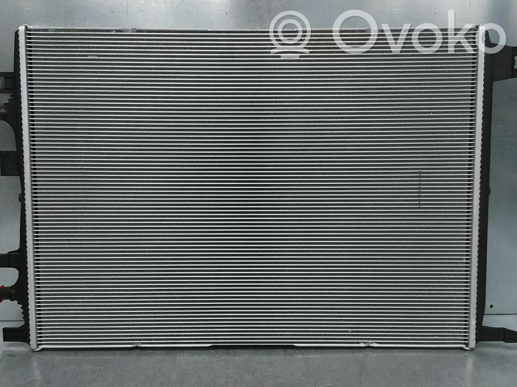 Audi A5 Radiatore di raffreddamento 
