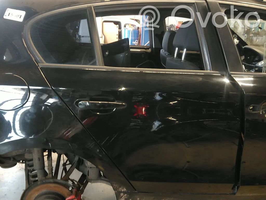 BMW 1 E81 E87 Portiera posteriore 