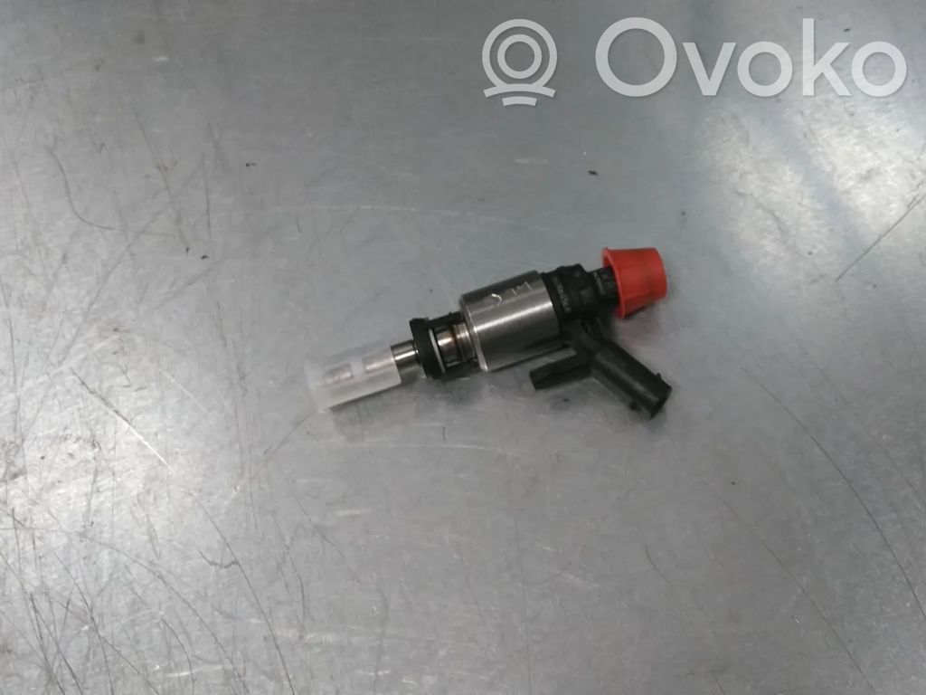 Volkswagen Polo VI Injector combustibil 