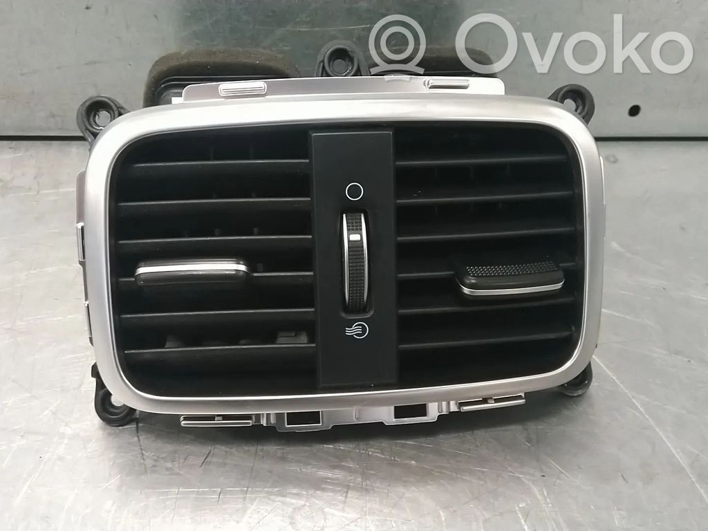 KIA Optima Moldura protectora de la rejilla de ventilación lateral del panel 