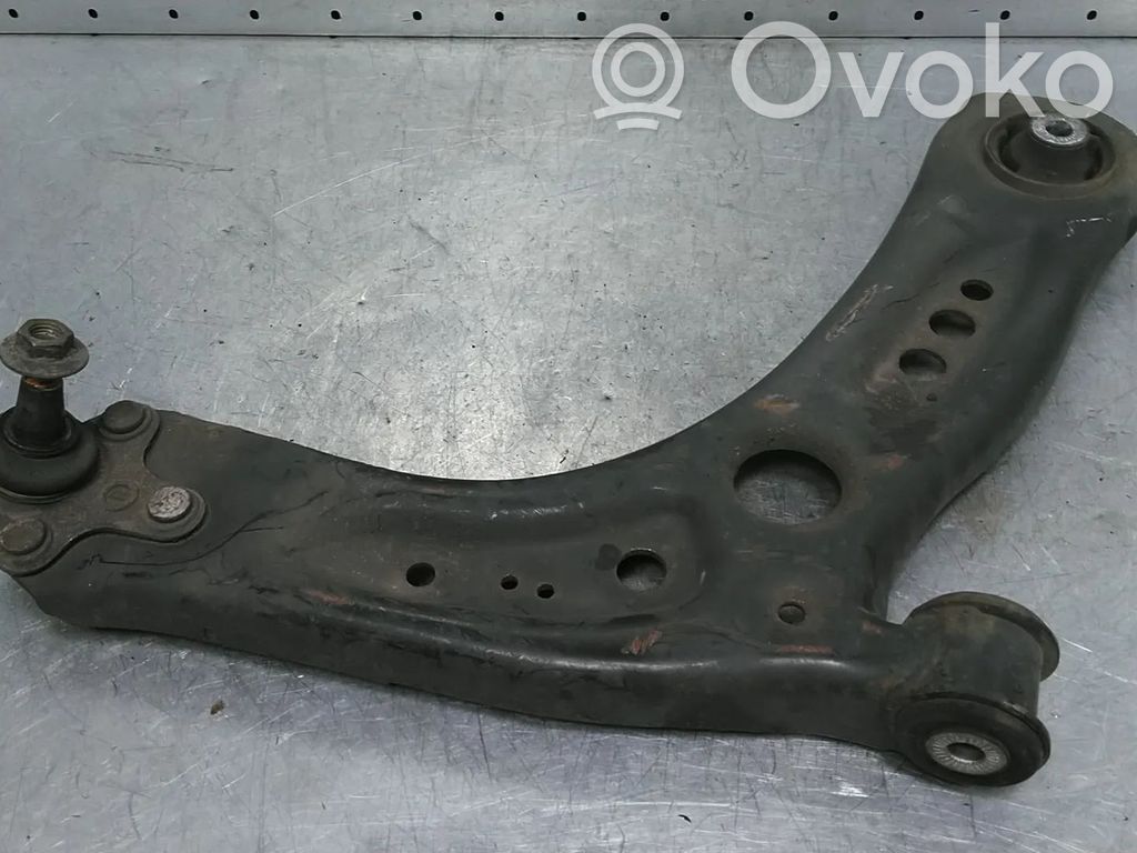 Volkswagen Golf VII Front lower control arm/wishbone 