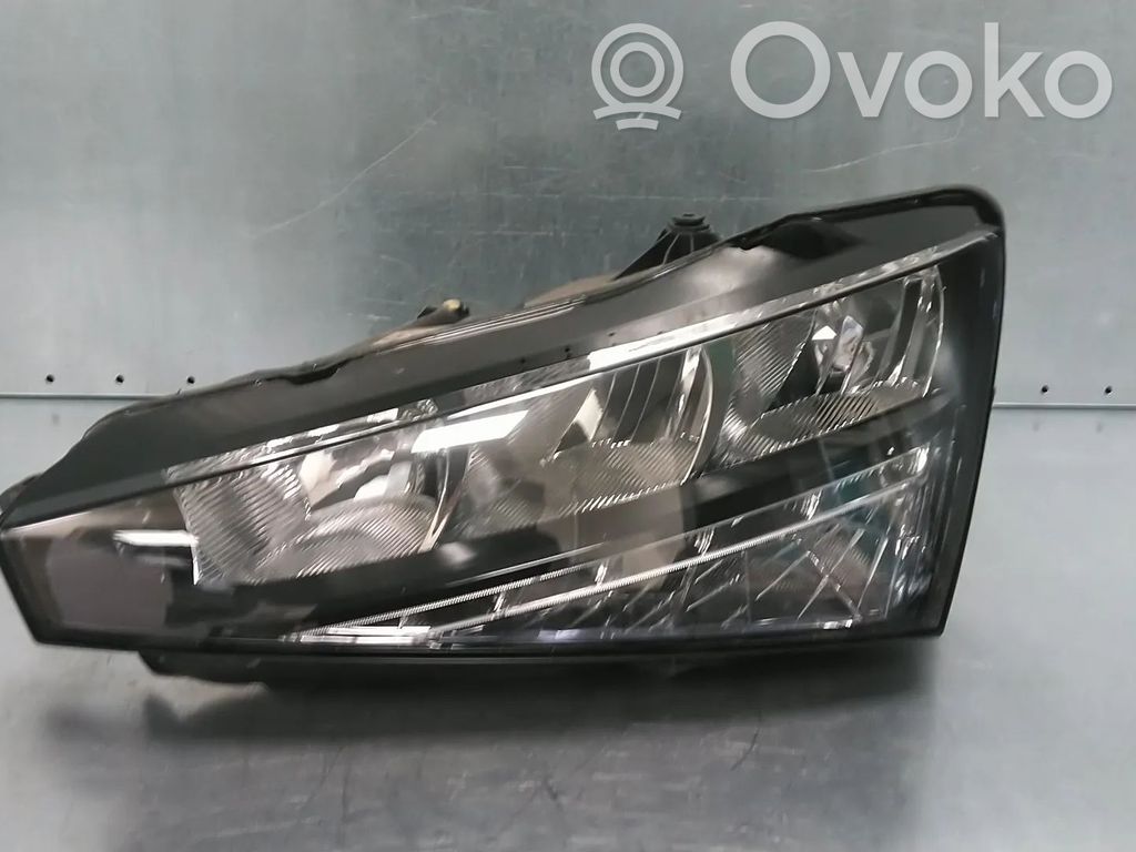 Skoda Scala Передняя фара 