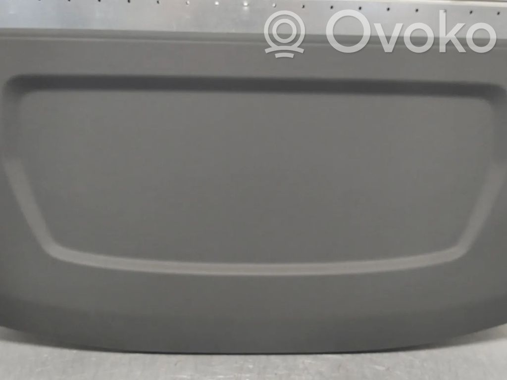 Audi Q3 F3 Hattuhylly 