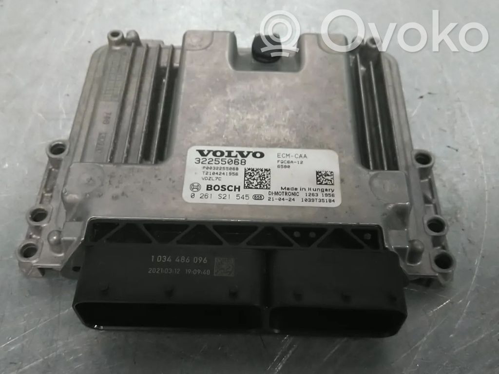 Volvo XC40 Engine control unit/module 