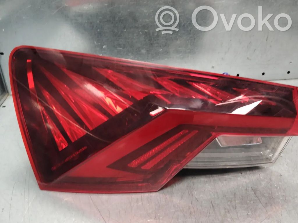 Skoda Octavia Mk4 Luci posteriori