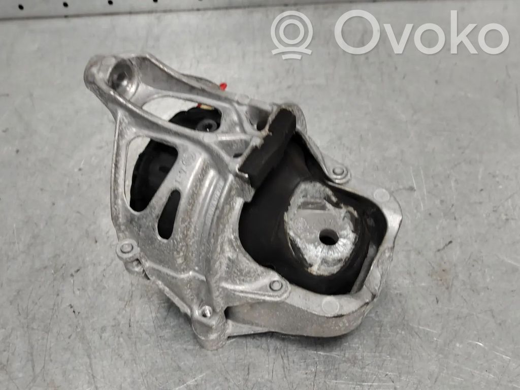 Engine mount bracket   4M0199372FG,4M0199372D,4M0199372GM