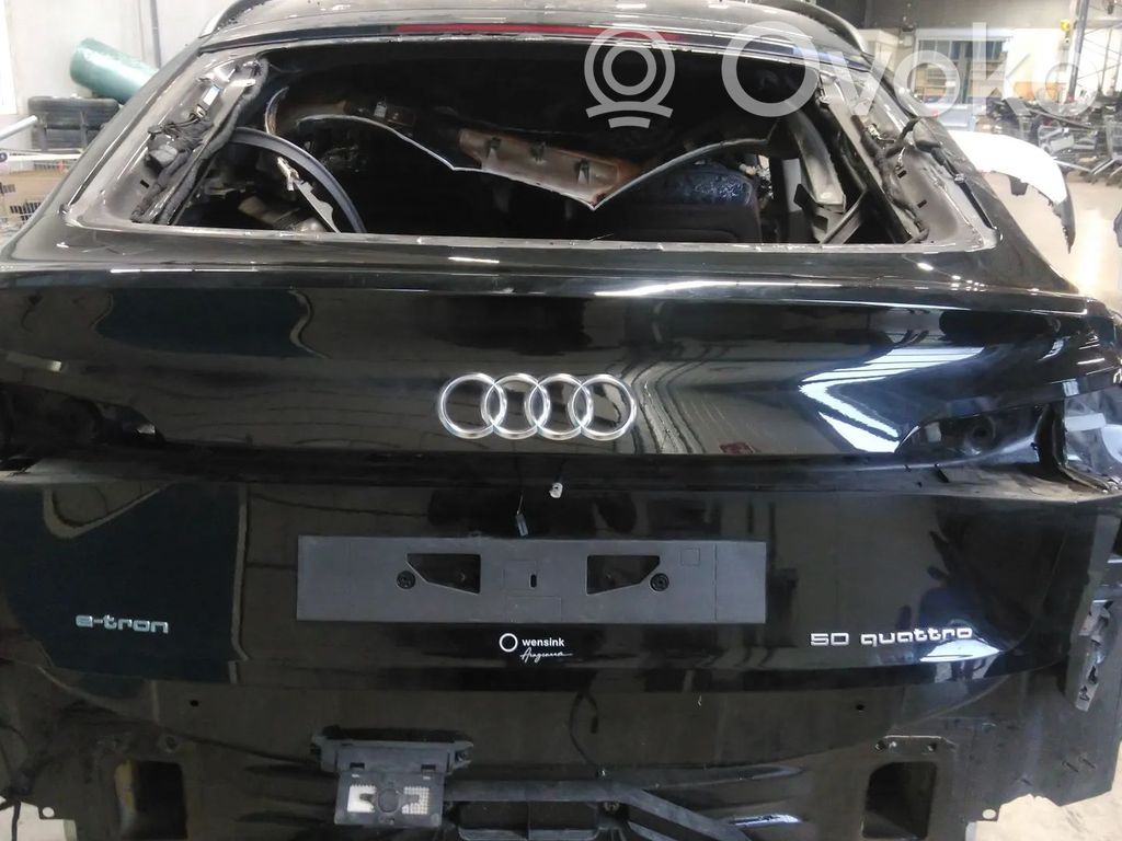 Audi e-tron Tailgate/trunk/boot lid 