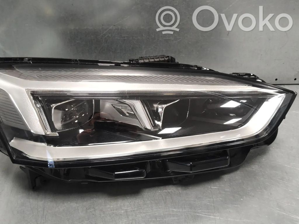 Audi A5 Phare frontale 