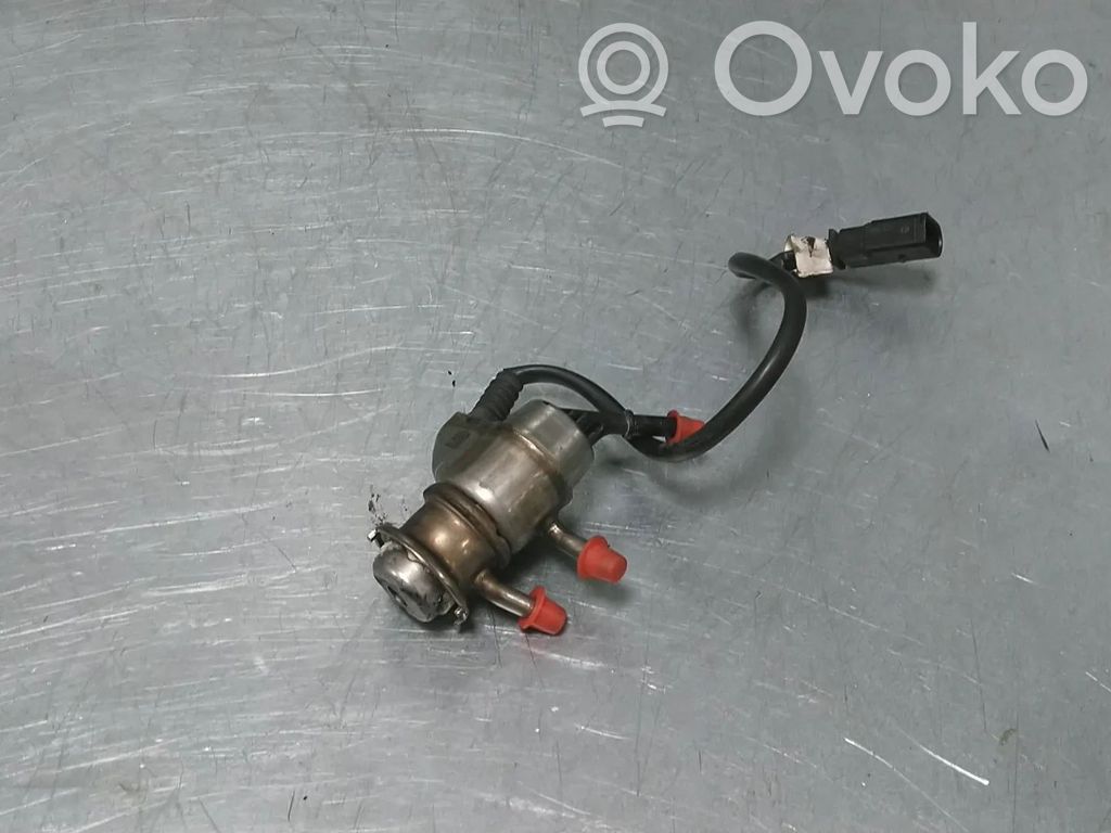 Inyector de AdBlue   0444025062,0444025054,4G0131113C,4G0131113D,4G0131113E,DHXA